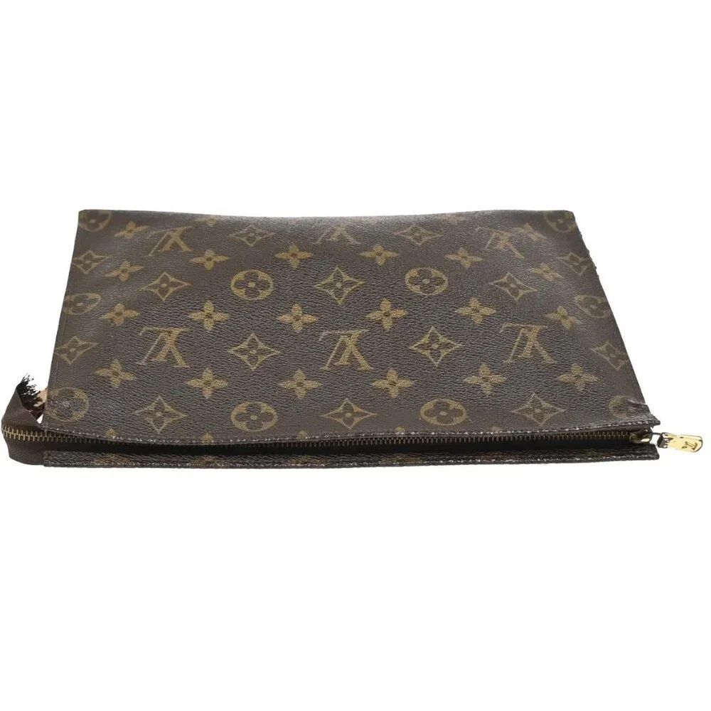 LOUIS VUITTON Poche Toilette 26 Clutch Hand Bag Monogram Leather M47542 01YH581